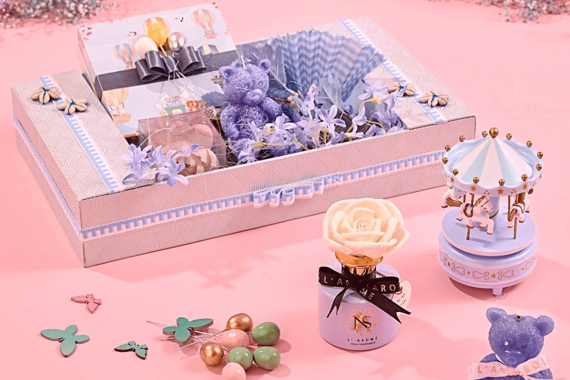 Wonderland Carousel Aroma Hamper