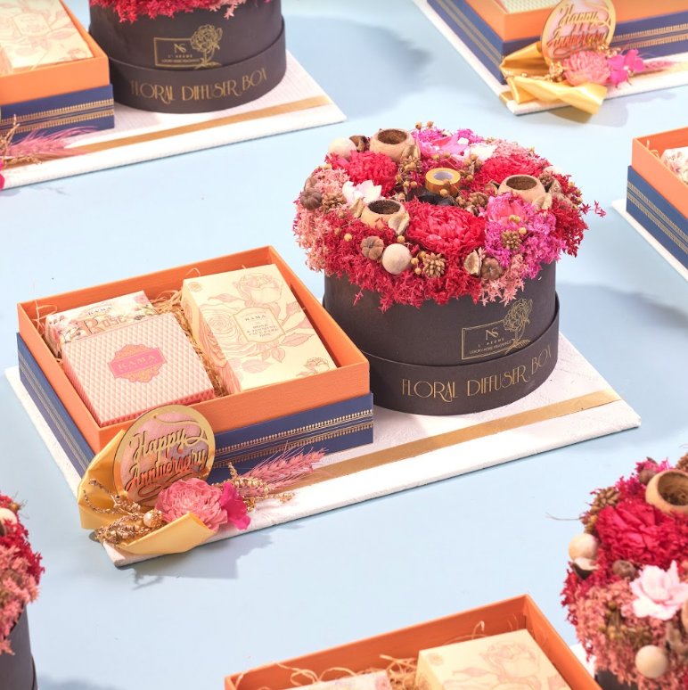 Floral Diffuser box on a tray with added gift of choice