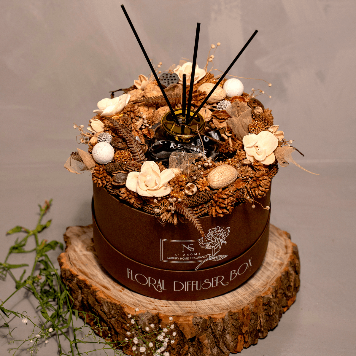 Vintage Brown Floral Diffuser Box