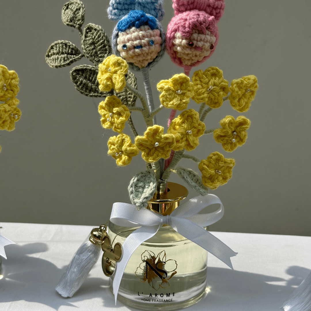 Hickory Dickory Dock Luxury Showpiece Hamper